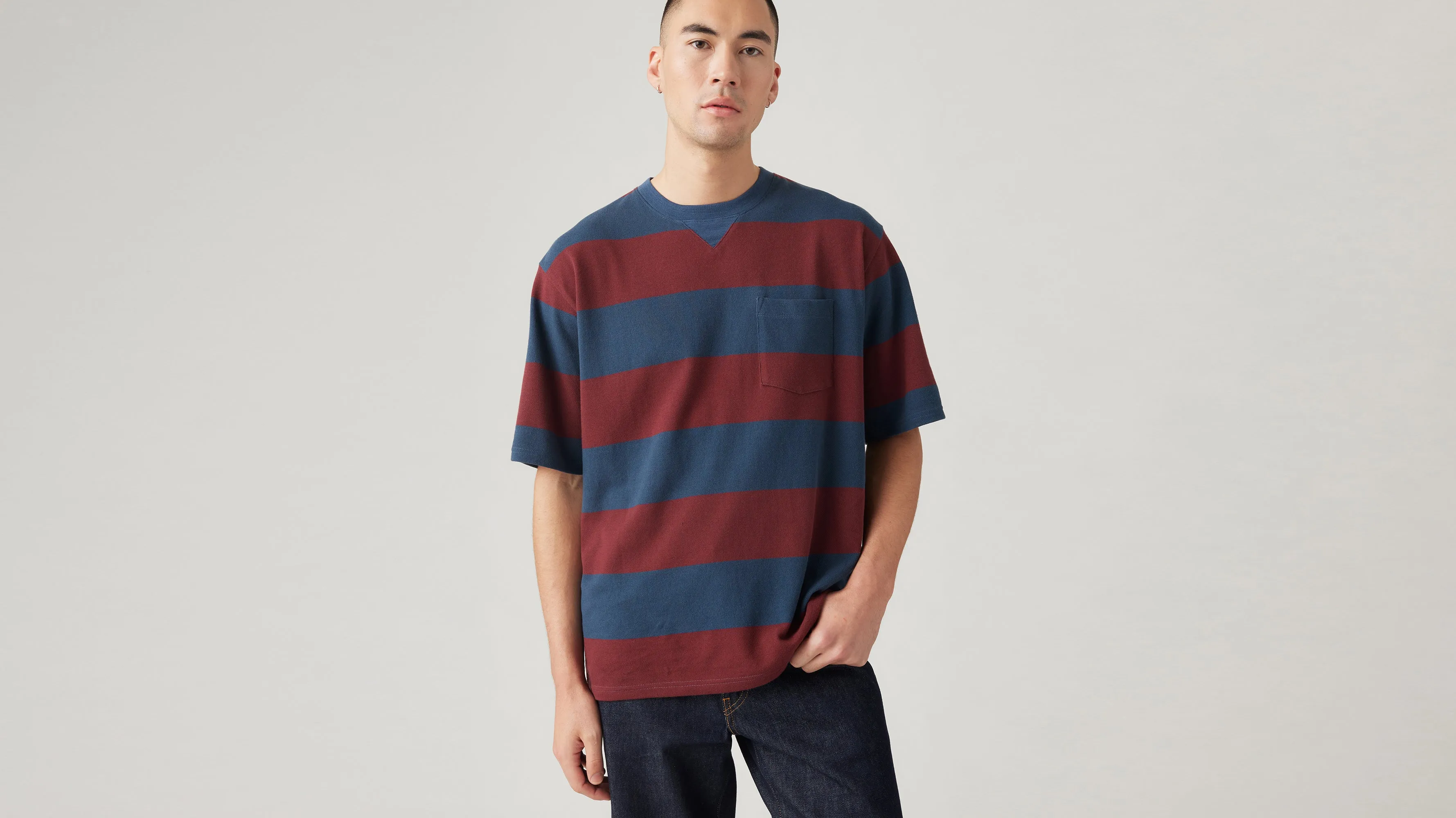 Levi's® Men's Half-Sleeve Pique Pocket T-Shirt