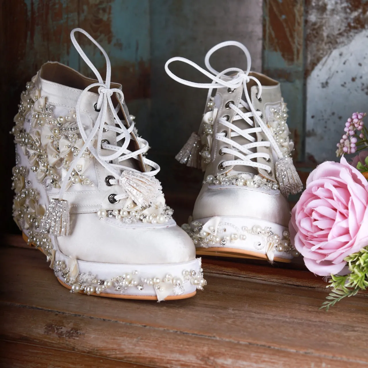 Sneaker Wedge Cinderella (Bridal Sneakers White, Beige, Ivory)